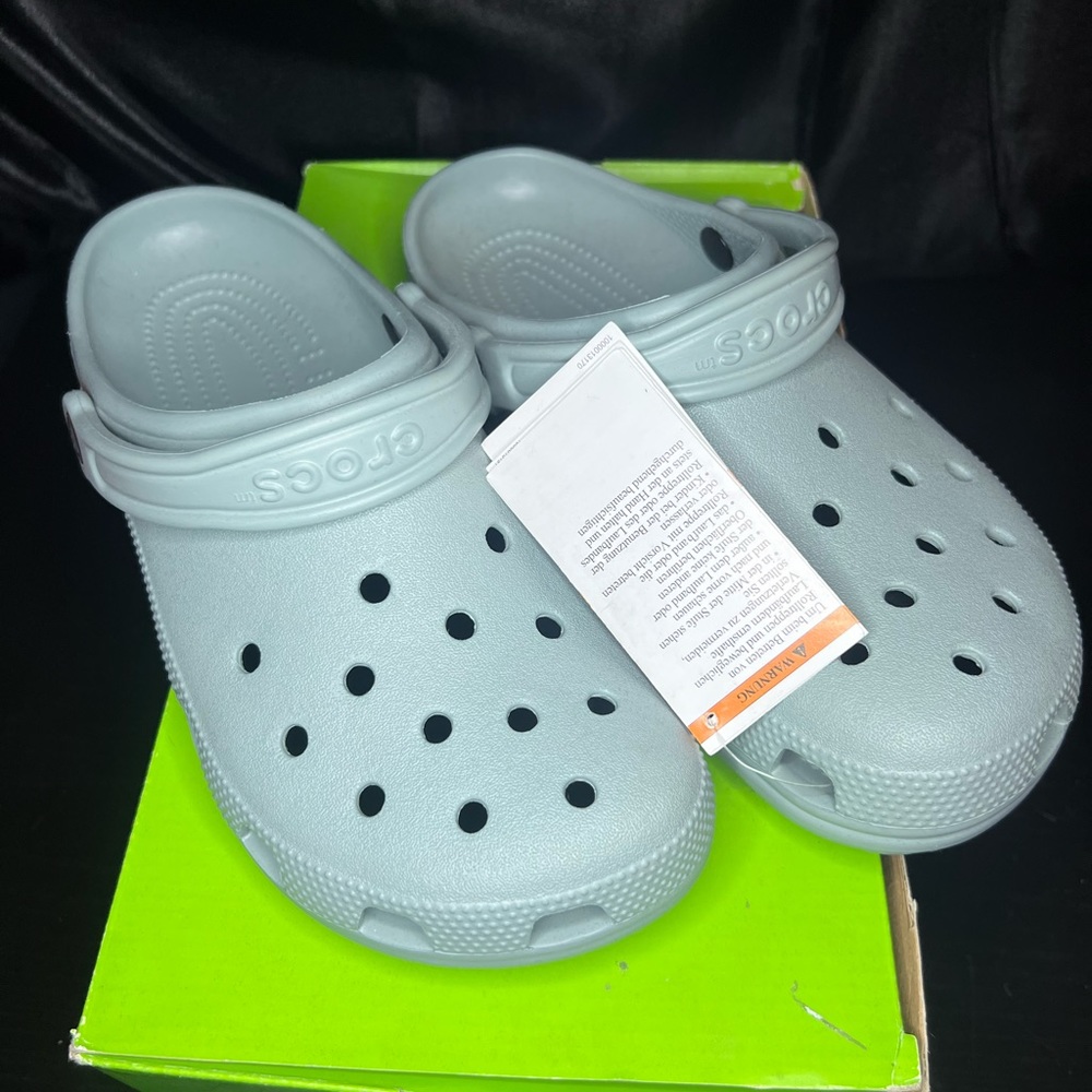 Crocs